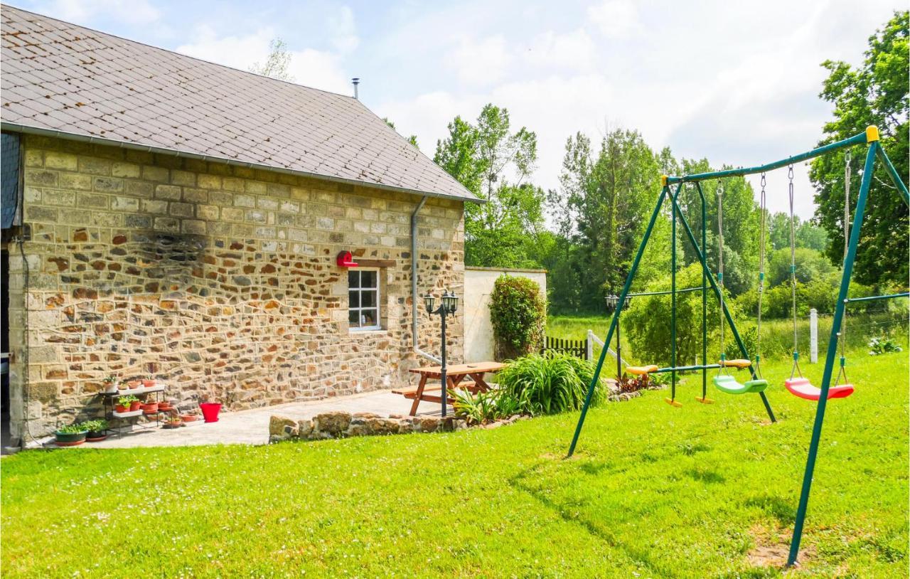 Gorgeous Apartment In Ponts With Wifi Exterior foto